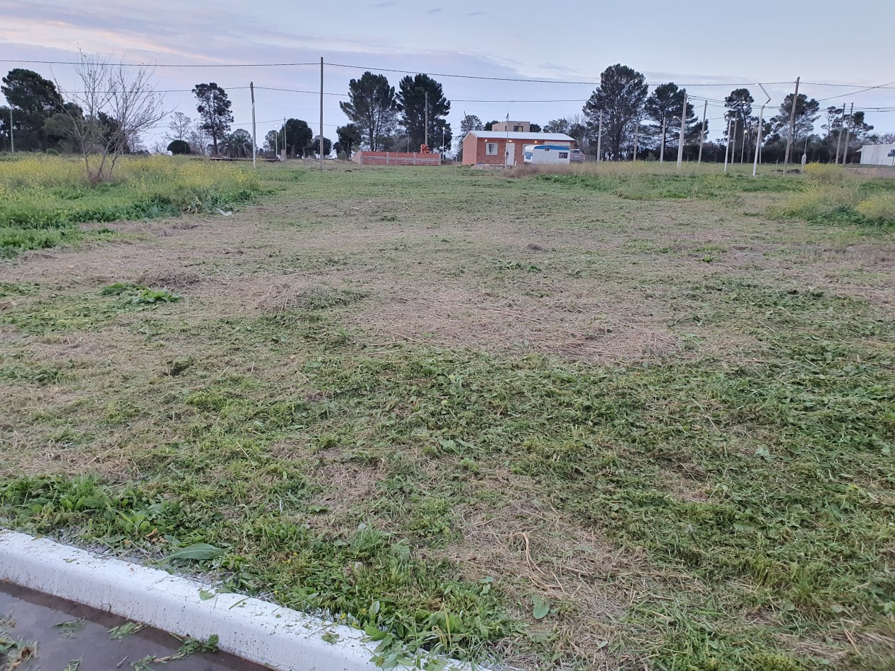 Se vende terreno en Altos del Este!!!
