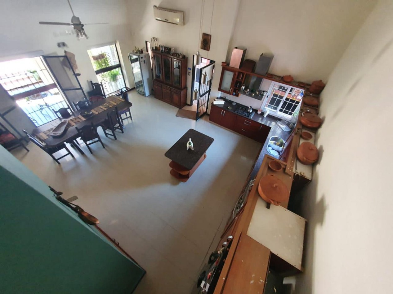 Casa a la venta - zona La Toma