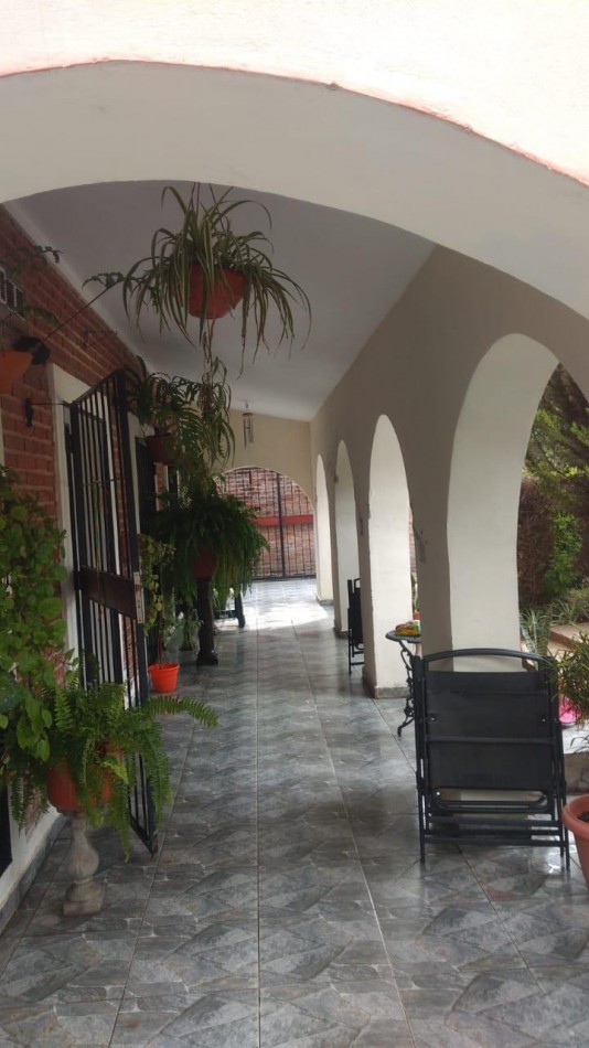 Casa a la venta - zona La Toma