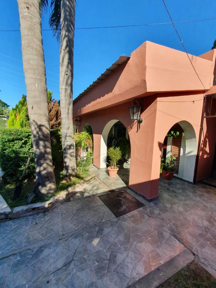 Casa a la venta - zona La Toma