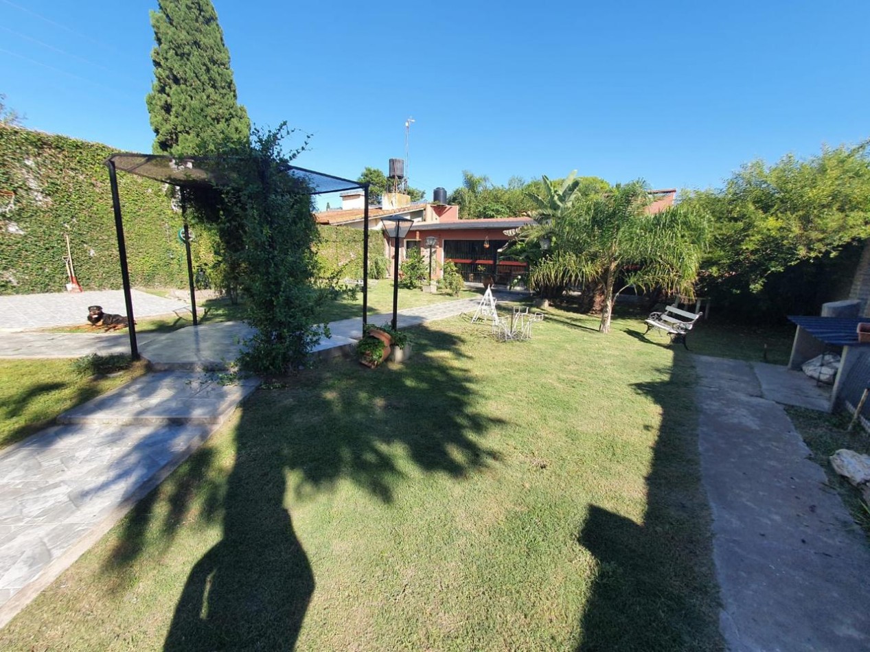 Casa a la venta - zona La Toma