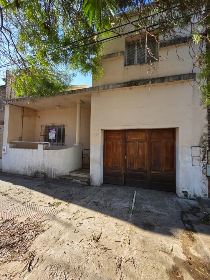 Se vende casa a Refaccionar!!!