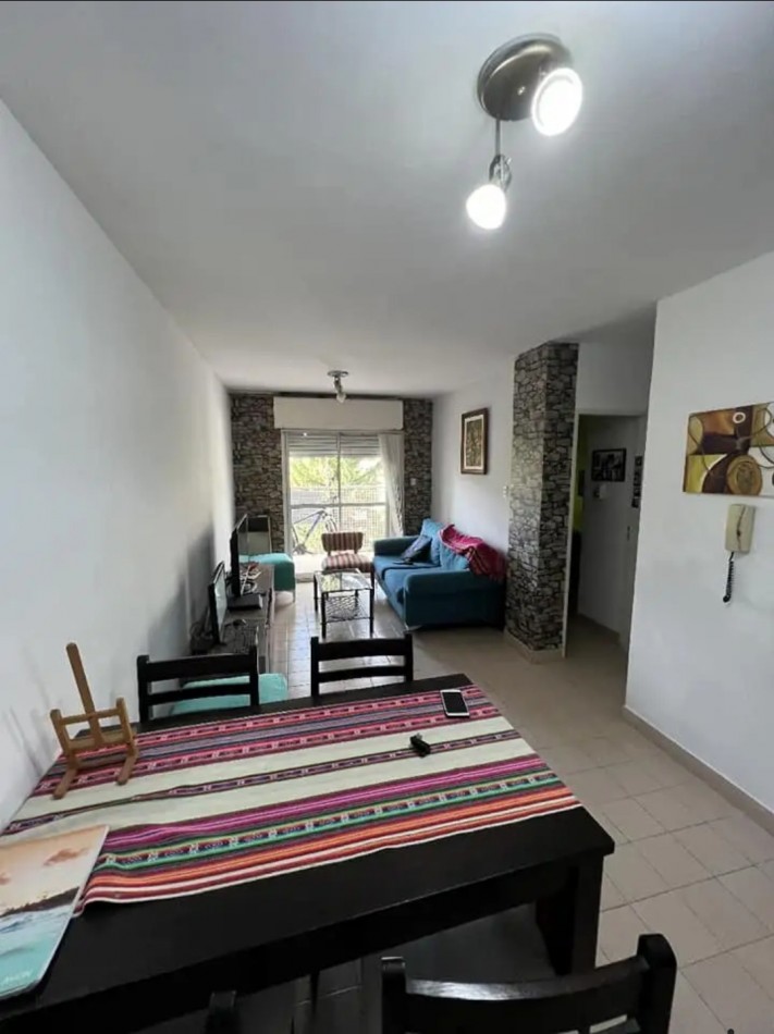 Se vende departamento zona centro!!