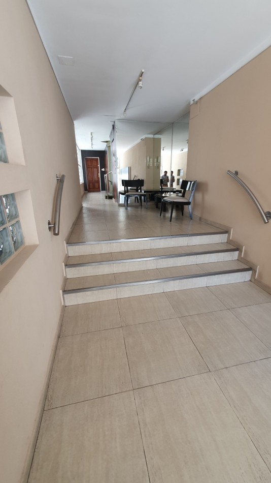 Departamento en venta a refaccionar!!!