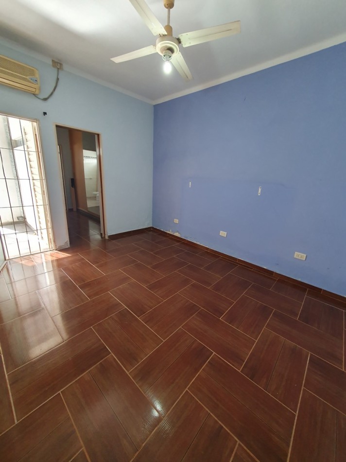 EN VENTA CASA A PASOS DE COSTANERA!!!