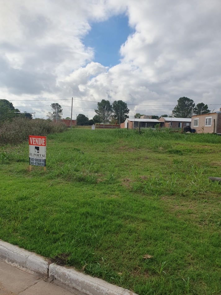 Se vende terreno en Altos del Este!!!