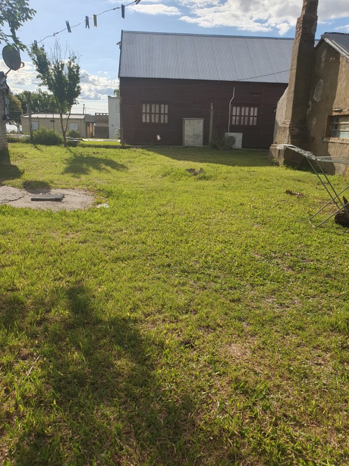 SE VENDE CASA EN BRUGO