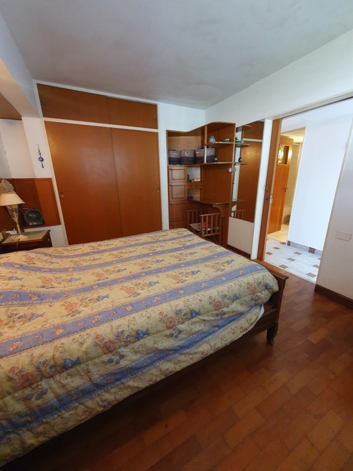 Se vende semi piso con vista al rio!!!