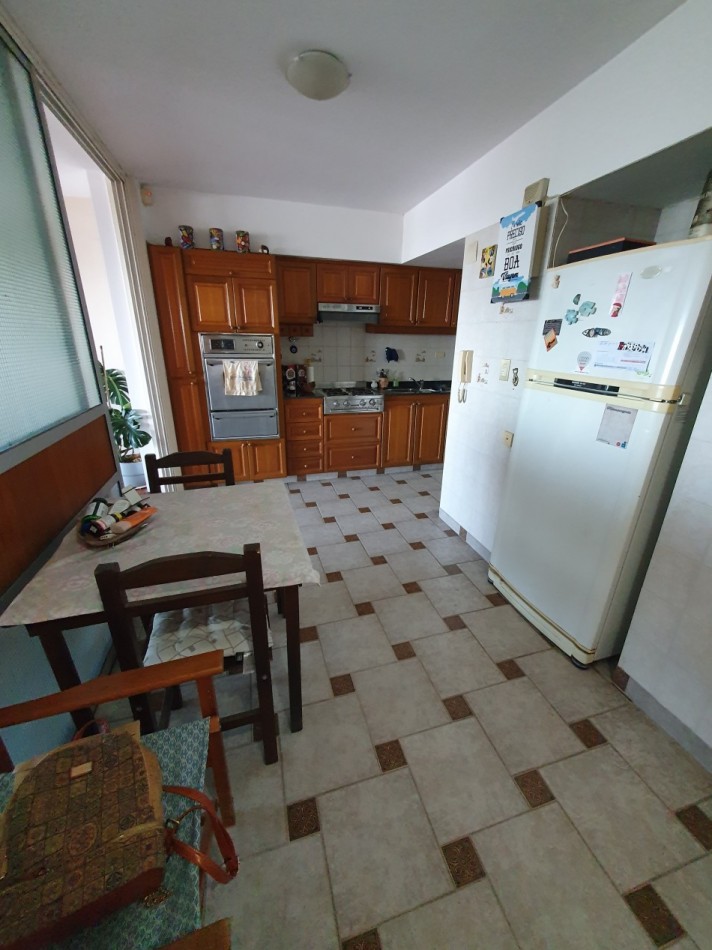 Se vende semi piso con vista al rio!!!
