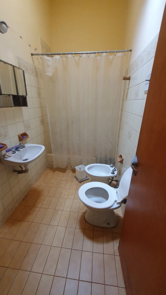 Se vende PH en Confederacion Argentina, Parana E. R. 