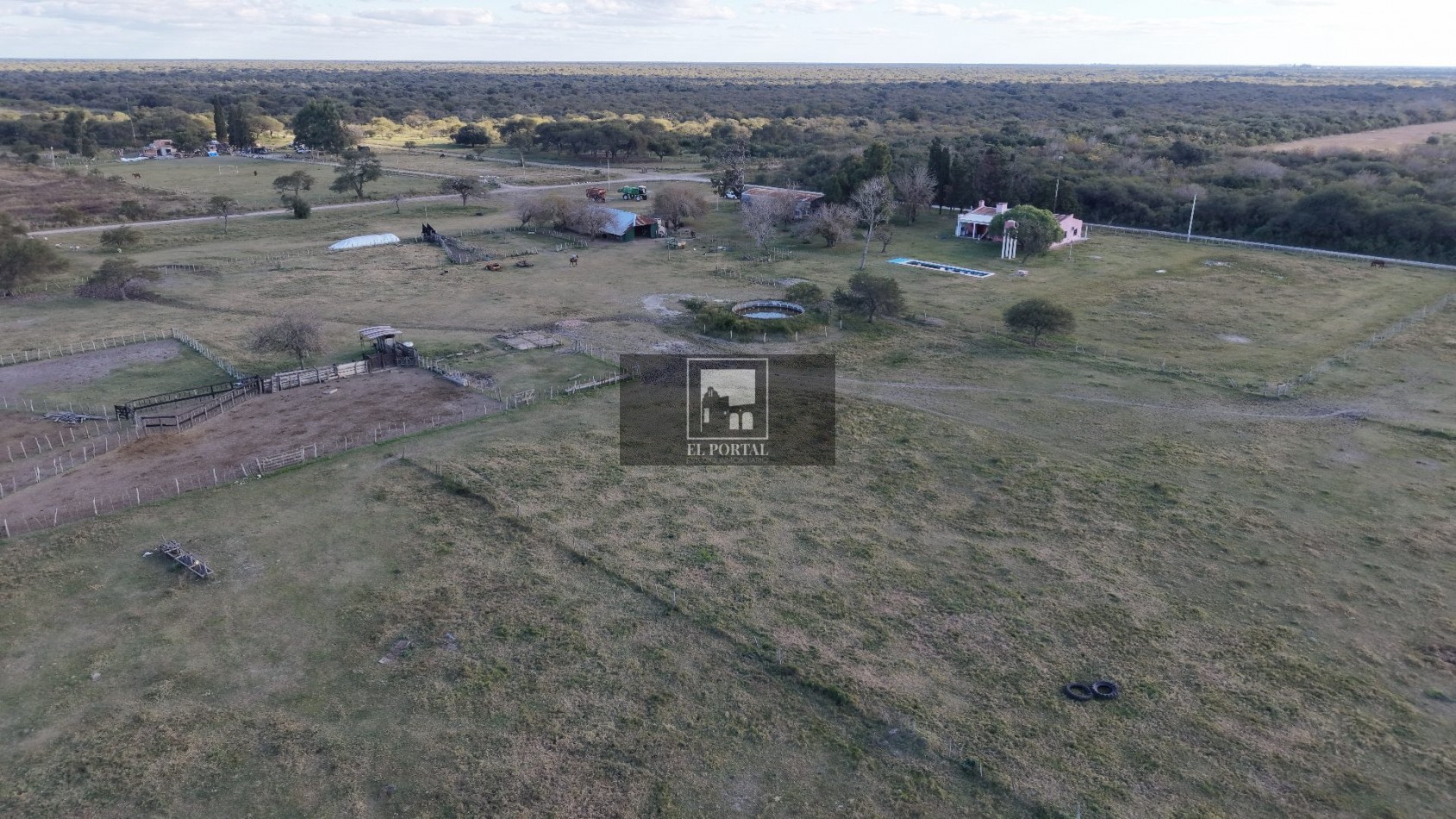 Se vende Campo Mixto 1120has Feliciano!!!